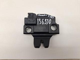 Замок багажника Toyota Camry 2012