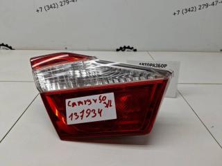 Фонарь задний внутренний левый Toyota Camry