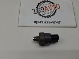 Запчасть датчик давления масла Toyota Camry 2012