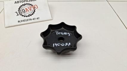 Запчасть болт крепления запасного колеса Volkswagen Touareg 1