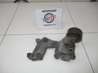 Кронштейн ролика-натяжителя ремня Lexus RX350