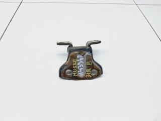 Фото запчасти петля двери задней правой верхняя SsangYong Musso 1 1998 Б/У запчасть Запчасть петля двери задней правой верхняя SsangYong Musso 1 1998