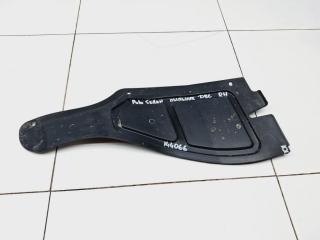 Пыльник двигателя нижний правый Volkswagen Polo 5 Б/У Пыльник двигателя нижний правый Volkswagen Polo 5