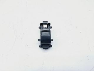 Фото запчасти кнопка стеклоподъемника Toyota Highlander 2 2011 Б/У запчасть Запчасть кнопка стеклоподъемника Toyota Highlander 2 2011