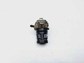 Фото запчасти насос омывателя Mazda CX-7 2009 Б/У запчасть Запчасть насос омывателя Mazda CX-7 2009