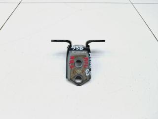 Петля двери передней левой нижняя Mazda 6 2015 Б/У Петля двери передней левой нижняя Mazda 6 2015