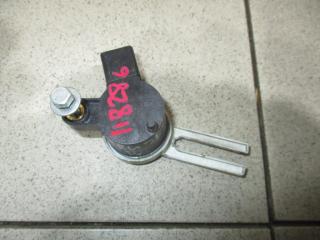 Запчасть датчик педали сцепления Chevrolet Cruze