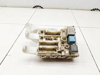 Блок предохранителей Toyota Hiace 2006