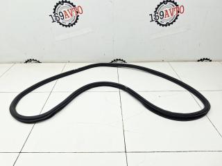 Уплотнитель двери Volkswagen Polo 5 Б/У Уплотнитель двери Volkswagen Polo 5