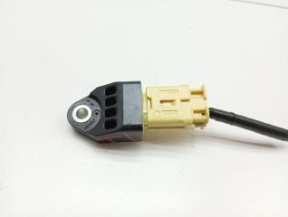 Фото запчасти датчик air bag Toyota RAV4 2008 контрактная запчасть Запчасть датчик air bag Toyota RAV4 2008