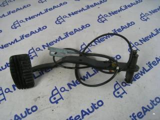 Запчасть педаль тормоза Mitsubishi Pajero 1997