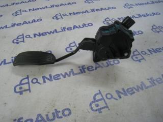 Запчасть педаль подачи топлива Toyota Camry 2006