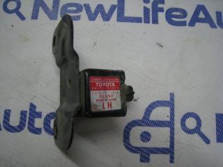 Датчик airbag левый Toyota Carina 2001