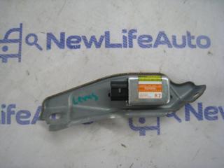 Запчасть датчик airbag правый Lexus GS450h 2006