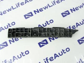 Запчасть крепление бампера заднее правое Toyota Harrier 2011