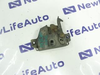 Запчасть замок капота Mitsubishi Pajero