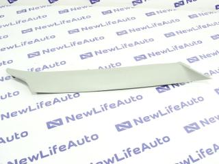 Фото запчасти накладка на стойку кузова правая Suzuki Escudo 1998 контрактная запчасть Запчасть накладка на стойку кузова правая Suzuki Escudo 1998