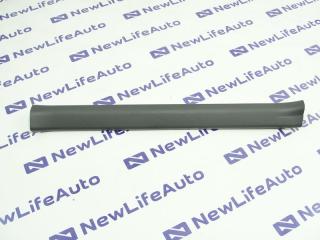 Порожек пластиковый передний левый Toyota Prius 2010