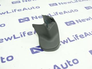 Заглушка крепления сиденья Toyota Prius 2010