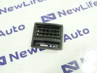 Решетка вентиляционная правая Mazda Bongo 1994