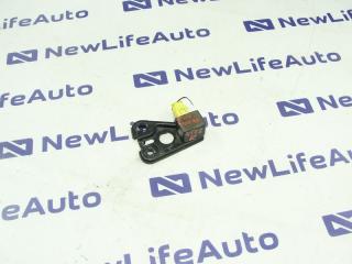 Датчик airbag правый Toyota Funcargo 2001