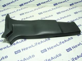 Накладка на стойку кузова правая Honda Zest 2011