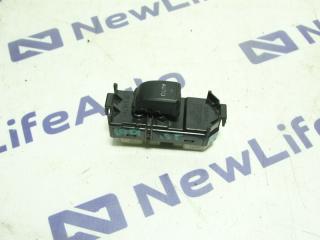 Блок управления стеклоподъёмниками задний левый Toyota Ist