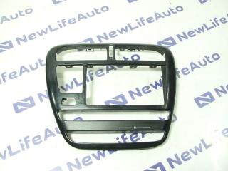 Рамка магнитофона Toyota Carina Б/У Рамка магнитофона Toyota Carina