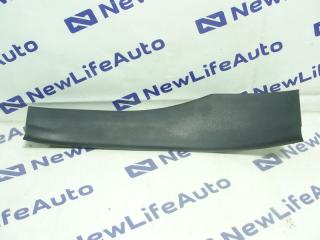 Порожек пластиковый задний левый Toyota Prius