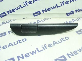 Пепельница правая Nissan Elgrand