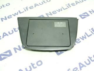 Рамка магнитофона Nissan Elgrand Б/У Рамка магнитофона Nissan Elgrand