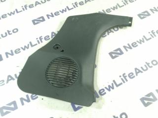 Фото запчасти накладка на стойку кузова Suzuki Jimny Sierra 2006 контрактная запчасть Запчасть накладка на стойку кузова Suzuki Jimny Sierra 2006