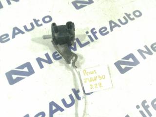 Запчасть вакуумный клапан Toyota Prius