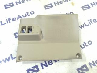 Консоль под рулевой колонкой Toyota Ipsum 2001