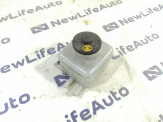 Бачок для тормозной жидкости Toyota Ipsum 2001