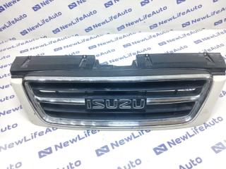 Решетка радиатора Isuzu Bighorn