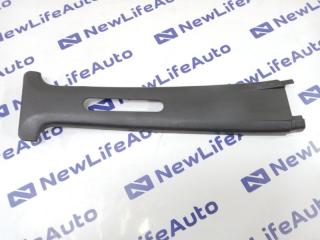 Запчасть накладка на стойку кузова передняя правая Isuzu Bighorn