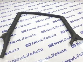 Уплотнительная резинка задняя левая Audi A7 2011