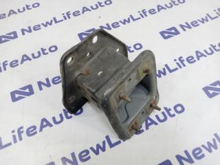 Жесткость бампера передний левый Nissan Cube