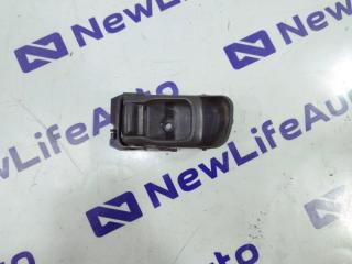 Фото запчасти ручка двери внутренняя задняя правая Nissan Terrano Б/У запчасть Запчасть ручка двери внутренняя задняя правая Nissan Terrano