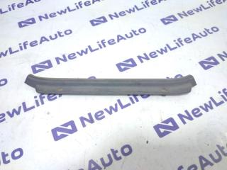 Порожек пластиковый задний левый Toyota Hilux Surf 1989