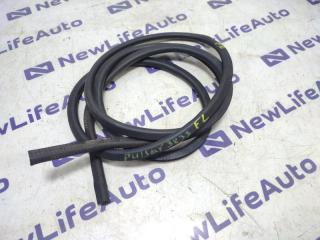 Запчасть уплотнение дверное переднее левое Nissan Pulsar 1986