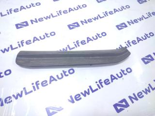 Порожек пластиковый задний правый Toyota Mark II 1991