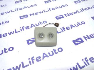 Светильник салона Nissan Prairie