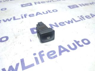 Кнопка обогрева заднего стекла Nissan Prairie