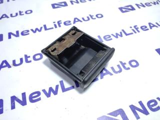 Пепельница Toyota Corolla 1994