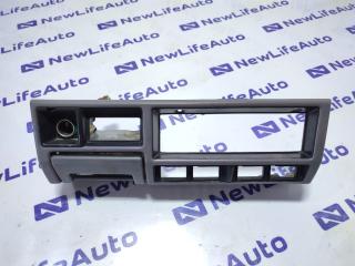 Консоль торпеды Toyota Land Cruiser Prado 1993 Б/У Консоль торпеды Toyota Land Cruiser Prado 1993