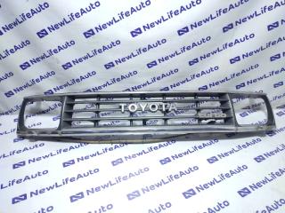 Решетка радиатора Toyota Land Cruiser Prado 1993