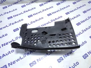 Консоль под рулевой колонкой Mercedes-Benz C-Class