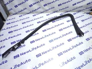 Накладка двери передняя правая Mercedes-Benz C-Class Б/У Накладка двери передняя правая Mercedes-Benz C-Class